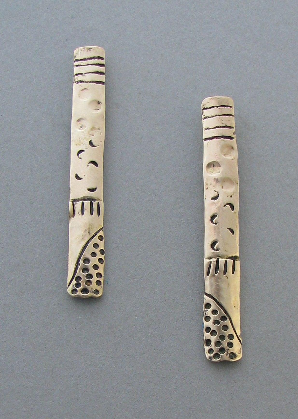 gold stud earrings